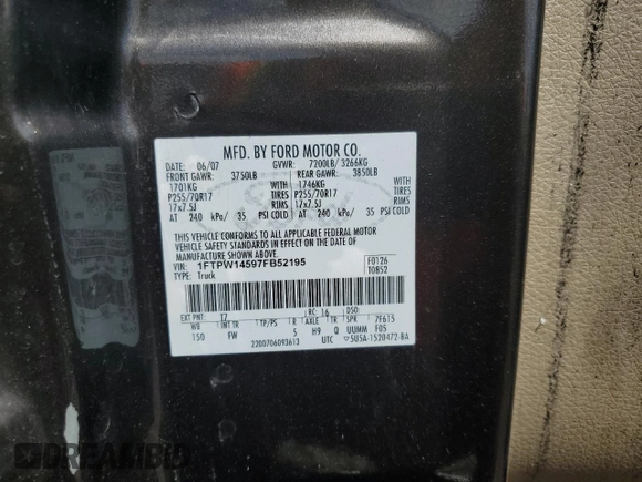2007 Ford F-150 XLT z VIN 1FTPW14597FB52195, wystawiony jako Copart lot #60293995 z przebiegiem Nie podano mil oraz Szkoda całkowita • Salvage title. Historia ofert i sprzedaży dostępna na DreamBid. Obrazek 12.