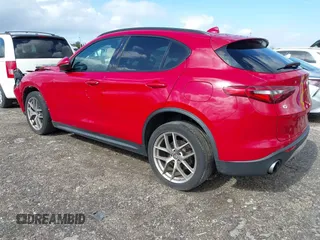 2018 Alfa Romeo Stelvio Sport z VIN ZASFAKPN0J7B61761, wystawiony jako IAAI lot #41144776 z przebiegiem 34 314 mil mil oraz . Historia ofert i sprzedaży dostępna na DreamBid. Obrazek 3.