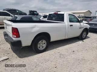 2016 Ram 1500 Tradesman z VIN 3C6JR6DT9GG363735, wystawiony jako Copart lot #56170895 z przebiegiem 18 269 mil mil oraz Szkoda całkowita • Salvage title. Historia ofert i sprzedaży dostępna na DreamBid. Obrazek 3.