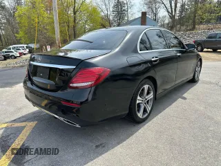 2018 Mercedes-Benz E-Class E 300 with VIN WDDZF4JB0JA452884, listed as a Copart auction lot 54899315 with 117,443 mi miles and Clean Title. Bid and sale history available at carsss.com. Image 3.