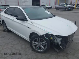2019 Volkswagen Jetta S z VIN 3VWC57BU5KM098768, wystawiony jako IAAI lot #42424223 z przebiegiem 85 777 mil mil oraz . Historia ofert i sprzedaży dostępna na DreamBid. Obrazek 1.