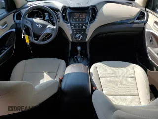 2017 Hyundai Santa Fe 2.4L with VIN 5NMZUDLB1HH005770, listed as a Copart auction lot 60734225 with 58,597 mi miles and Clean title. Bid and sale history available at DreamBid. Image 8.