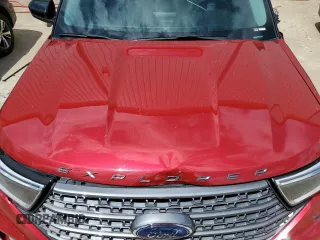 2022 Ford Explorer XLT z VIN 1FMSK8DHXNGA46673, wystawiony jako Copart lot #56525165 z przebiegiem 83 017 mil mil oraz Szkoda całkowita • Salvage title. Historia ofert i sprzedaży dostępna na DreamBid. Obrazek 12.
