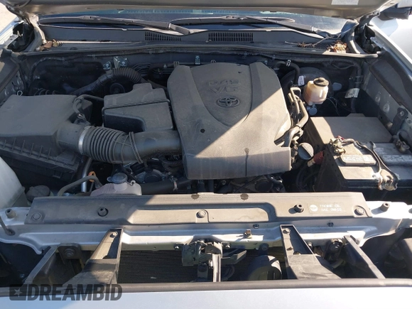 2018 Toyota Tacoma SR with VIN 3TMCZ5AN6JM185891, listed as a IAAI auction lot 41450665 with 53,749 mi miles and . Bid and sale history available at DreamBid. Image 10.