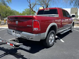 2010 Dodge 3500 SLT z VIN 3D73Y3HL6AG140269, wystawiony jako Copart lot #57510095 z przebiegiem 333 669 mil mil oraz Tytuł czysty. Historia ofert i sprzedaży dostępna na DreamBid. Obrazek 4.