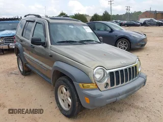 2005 Jeep Liberty Sport with VIN 1J4GL48K65W531365, listed as a IAAI auction lot 42004136 with 160,756 mi miles. Bid and sale history available at carsss.com. Image 1.