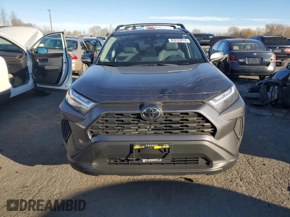 2024 Toyota RAV4 XLE with VIN 2T3P1RFV4RC483201, listed as a Copart auction lot 83233974 with 1,294 mi miles and Salvage Title. Bid and sale history available at carsss.com. Image 5.