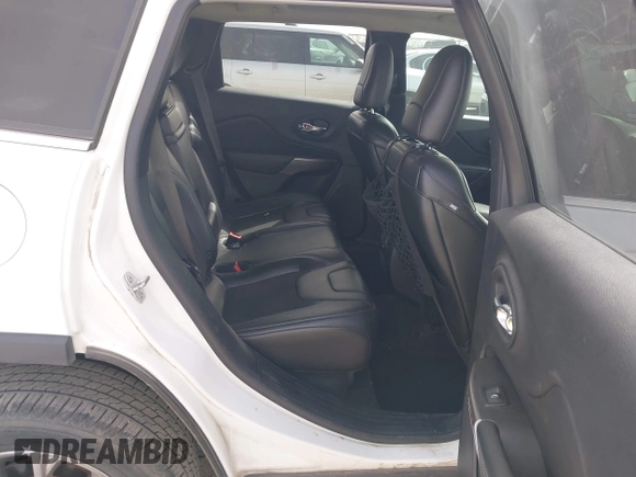 2019 Jeep Cherokee Latitude Plus with VIN 1C4PJLLB0KD307741, listed as a IAAI auction lot 41750370 with 76,036 mi miles. Bid and sale history available at carsss.com. Image 8.