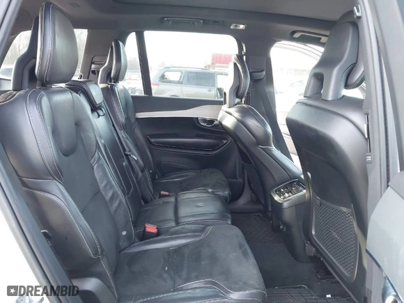 2016 Volvo XC90 T6 R-Design with VIN YV4A22PM4G1039565, listed as a IAAI auction lot 41485869 with 147,163 mi miles. Bid and sale history available at carsss.com. Image 8.