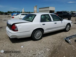 2008 Mercury Grand Marquis LS z VIN 2MEFM75V68X649535, wystawiony jako Copart lot #53817595 z przebiegiem 138 898 mil mil oraz Szkody całkowita. Historia ofert i sprzedaży dostępna na DreamBid. Obrazek 3.