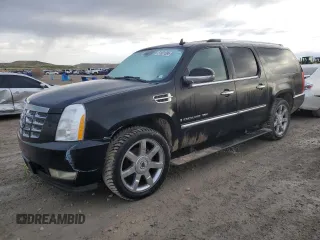 2008 Cadillac Escalade ESV z VIN 1GYFK668X8R135766, wystawiony jako Copart lot #51301395 z przebiegiem 208 886 mil mil oraz Szkoda całkowita • Salvage title. Historia ofert i sprzedaży dostępna na DreamBid. Obrazek 1.
