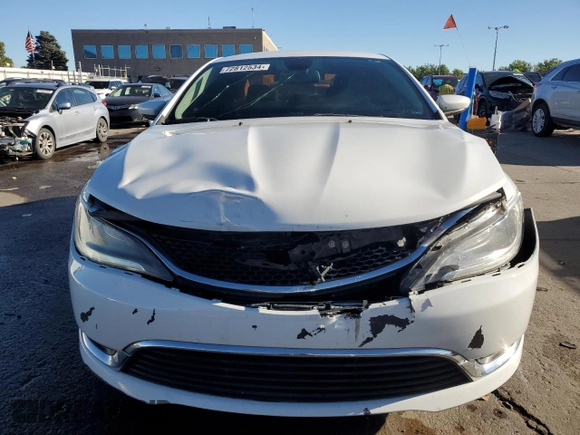 2015 Chrysler 200 Limited with VIN 1C3CCCAB5FN637472, listed as a Copart auction lot 72812534 with 162,463 mi miles and Salvage Title. Bid and sale history available at carsss.com. Image 5.