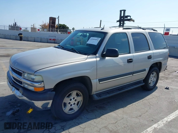 2004 Chevrolet Tahoe LS with VIN 1GNEC13T44R208111, listed as a IAAI auction lot 42189452 with 207,736 mi miles and . Bid and sale history available at DreamBid. Image 18.