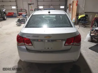 2015 Chevrolet Cruze LS with VIN 1G1PA5SH3F7150317, listed as a IAAI auction lot 41825885 with 88,180 mi miles. Bid and sale history available at carsss.com. Image 16.