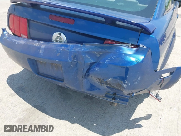 2009 Ford Mustang с VIN 1ZVHT80N595126582, выставлен на аукционе IAAI как лот 42414209 с пробегом 142 002 миль миль и . История ставок и продаж доступна на DreamBid. Изображение 13.