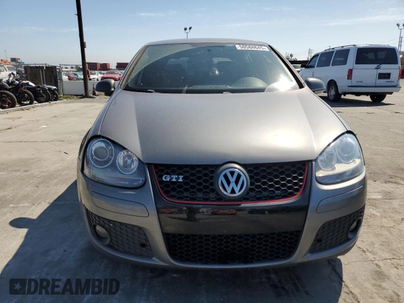 2008 Volkswagen GTI z VIN WVWHV71K98W216614, wystawiony jako Copart lot #50588645 z przebiegiem 272 440 mil mil oraz Szkoda całkowita • Salvage title. Historia ofert i sprzedaży dostępna na DreamBid. Obrazek 5.