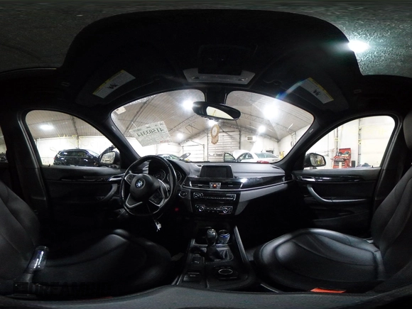 2018 BMW X1 xDrive28i with VIN WBXHT3C30J5K29383, listed as a IAAI auction lot 41503314 with 107,678 mi miles. Bid and sale history available at carsss.com. Image 18.