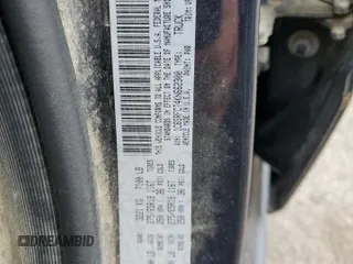 2019 Ram 1500 Tradesman z VIN 1C6SRFCT4KN662300, wystawiony jako Copart lot #52959345 z przebiegiem 133 477 mil mil oraz Szkoda całkowita • Salvage title. Historia ofert i sprzedaży dostępna na DreamBid. Obrazek 12.