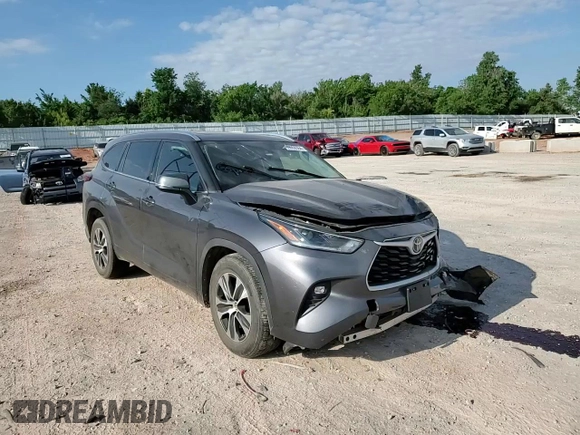2021 Toyota Highlander XLE with VIN 5TDGZRAHXMS521419, listed as a Copart auction lot 59068364 with 44,634 mi miles and Salvage title. Bid and sale history available at DreamBid. Image 11.