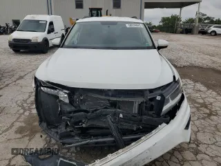 2020 Volkswagen Tiguan S with VIN 3VV1B7AXXLM100189, listed as a Copart auction lot 58539845 with 39,153 mi miles and Salvage title. Bid and sale history available at DreamBid. Image 5.