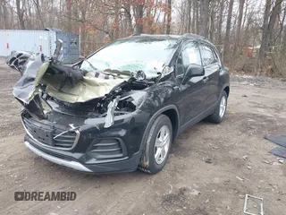 2019 Chevrolet Trax LT with VIN 3GNCJLSBXKL351117, listed as a IAAI auction lot 41923176 with 21,138 mi miles. Bid and sale history available at carsss.com. Image 2.