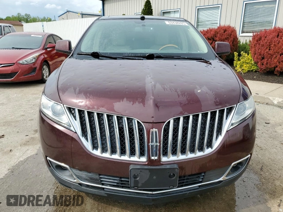 2011 Lincoln MKX z VIN 2LMDJ6JK0BBJ00165, wystawiony jako Copart lot #53438265 z przebiegiem 156 798 mil mil oraz Nie do naprawy • Non repairable. Historia ofert i sprzedaży dostępna na DreamBid. Obrazek 5.