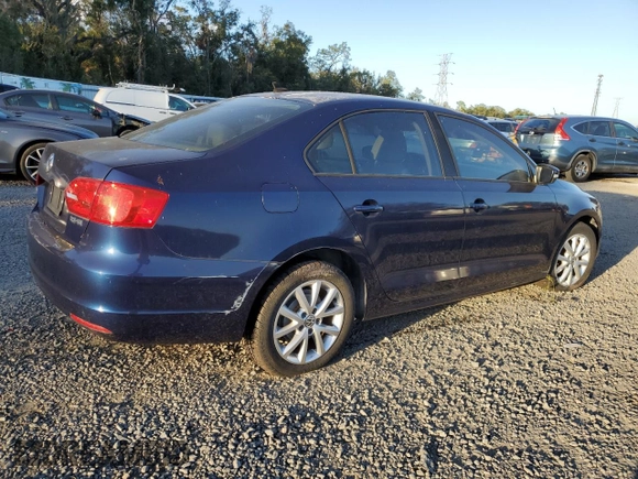 2011 Volkswagen Jetta SE with VIN 3VWDX7AJ8BM022225, listed as a Copart auction lot 84355224 with 101,887 mi miles and Clean title. Bid and sale history available at DreamBid. Image 3.