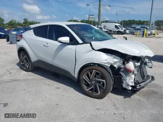 2022 Toyota C-HR XLE with VIN NMTKHMBX8NR147317, listed as a IAAI auction lot 41969293 with 11,621 mi miles. Bid and sale history available at carsss.com. Image 1.