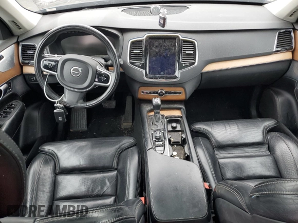 2018 Volvo XC90 Inscription with VIN YV4A22PL7J1212753, listed as a Copart auction lot 58479975 with 141,016 mi miles and Clean title. Bid and sale history available at DreamBid. Image 8.