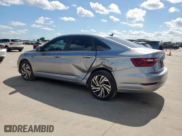 2021 Volkswagen Jetta SEL with VIN 3VWE57BUXMM088877, listed as a Copart auction lot 62319195 with 31,604 mi miles and Salvage title. Bid and sale history available at DreamBid. Image 2.