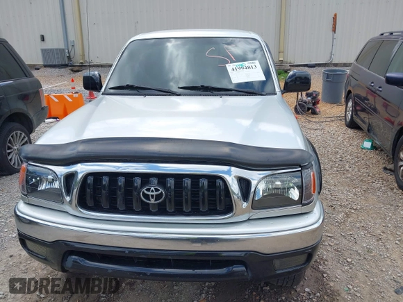 2003 Toyota Tacoma PreRunner z VIN 5TEGN92N23Z218412, wystawiony jako IAAI lot #41994813 z przebiegiem 334 799 mil mil oraz . Historia ofert i sprzedaży dostępna na DreamBid. Obrazek 12.