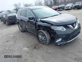 2015 Nissan Rogue SL with VIN 5N1AT2MV2FC868033, listed as a IAAI auction lot 41917999 with 99,547 mi miles. Bid and sale history available at carsss.com. Image 1.
