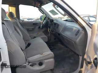 2004 Ford F-150 XL with VIN 2FTRX17W84CA43289, listed as a IAAI auction lot 41248462 with Not provided miles and . Bid and sale history available at DreamBid. Image 5.