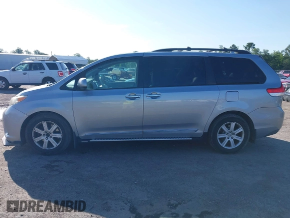 2012 Toyota Sienna XLE with VIN 5TDDK3DC6CS044409, listed as a IAAI auction lot 42409389 with 231,567 mi miles and . Bid and sale history available at DreamBid. Image 14.