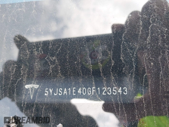 2016 Tesla Model S 90D with VIN 5YJSA1E40GF123543, listed as a IAAI auction lot 42111603 with 126,445 mi miles and . Bid and sale history available at DreamBid. Image 9.