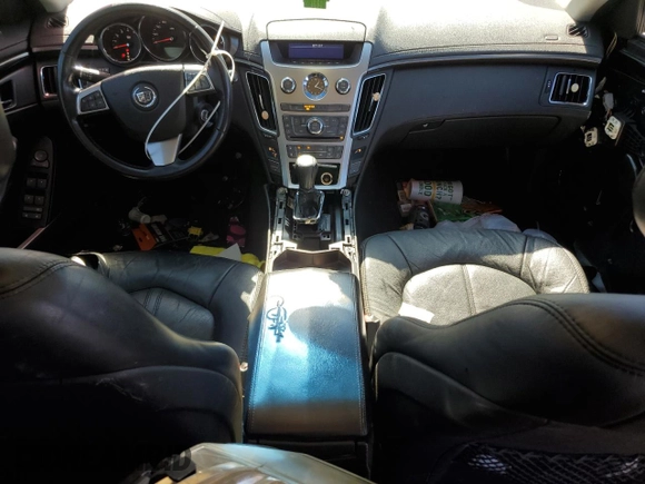 2011 Cadillac CTS with VIN 1G6DC5EYXB0137389, listed as a Copart auction lot 47497455 with 189,374 mi miles and Clean Title. Bid and sale history available at DreamBid. Image 8.