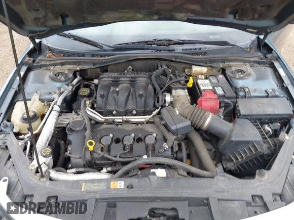 2011 Ford Fusion SE with VIN 3FAHP0HGXBR208217, listed as a IAAI auction lot 42098773 with 189,392 mi miles. Bid and sale history available at carsss.com. Image 10.