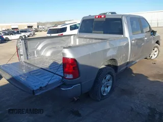 2020 Ram 1500 SLT z VIN 1C6RR7TT6LS101264, wystawiony jako IAAI lot #41359390 z przebiegiem 94 762 mil mil oraz . Historia ofert i sprzedaży dostępna na DreamBid. Obrazek 4.