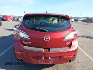 2010 Mazda Mazda3 s Grand Touring with VIN JM1BL1H60A1199271, listed as a IAAI auction lot 41654015 with 81,670 mi miles. Bid and sale history available at carsss.com. Image 16.