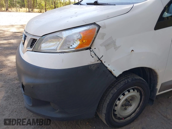 2016 Nissan NV200 S with VIN 3N6CM0KN1GK697513, listed as a IAAI auction lot 42072794 with 296,501 mi miles. Bid and sale history available at carsss.com. Image 6.