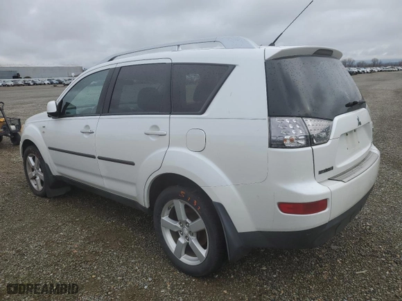 2008 Mitsubishi Outlander XLS with VIN JA4MT41X98Z013486, listed as a Copart auction lot 44634955 with 146,162 mi miles and Salvage Title. Bid and sale history available at carsss.com. Image 2.