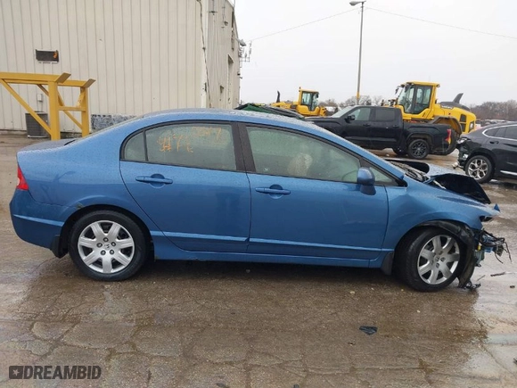 2010 Honda Civic Sdn LX with VIN 19XFA1F51AE015941, listed as a IAAI auction lot 41710847 with 133,929 mi miles. Bid and sale history available at carsss.com. Image 14.