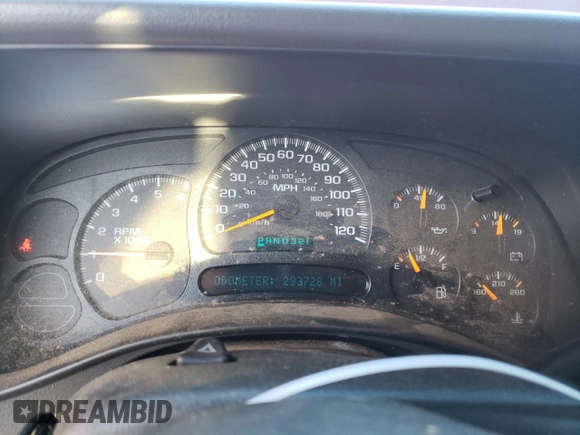 2005 GMC Yukon SLE with VIN 1GKEC13V55R156956, listed as a Copart auction lot 88989075 with 293,728 mi miles and Salvage Title. Bid and sale history available at carsss.com. Image 9.