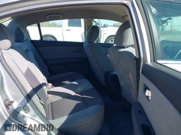 2010 Nissan Sentra 2.0 with VIN 3N1AB6AP1AL724638, listed as a IAAI auction lot 42054690 with 247,954 mi miles and . Bid and sale history available at DreamBid. Image 8.