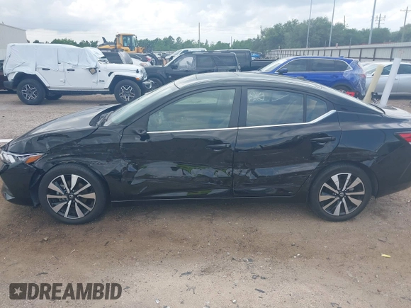 2022 Nissan Sentra SV z VIN 3N1AB8CV9NY313875, wystawiony jako IAAI lot #42117439 z przebiegiem 13 696 mil mil oraz . Historia ofert i sprzedaży dostępna na DreamBid. Obrazek 14.