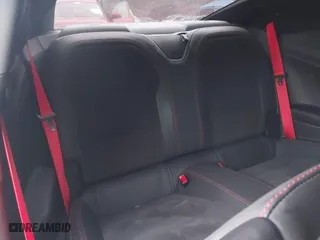 2019 Chevrolet Camaro ZL1 with VIN 1G1FK1R68K0144103, listed as a IAAI auction lot 41165256 with 33,563 mi miles. Bid and sale history available at carsss.com. Image 8.