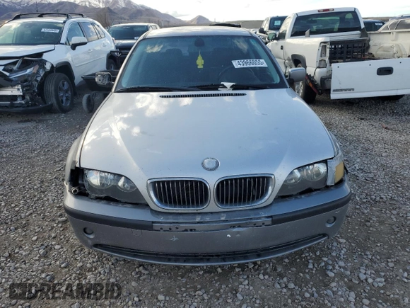 2004 BMW 3 Series 325i with VIN WBAET37474NJ95589, listed as a Copart auction lot 43966055 with 214,638 mi miles and Salvage Title. Bid and sale history available at carsss.com. Image 5.