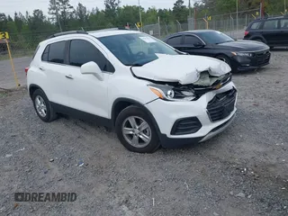 2019 Chevrolet Trax LT with VIN 3GNCJLSB7KL135287, listed as a IAAI auction lot 41982826 with 132,263 mi miles and . Bid and sale history available at carsss.com. Image 1.