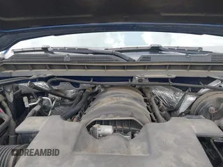 2017 Chevrolet Silverado 1500 LT with VIN 3GCUKREC8HG462719, listed as a IAAI auction lot 41940176 with 380,676 mi miles and . Bid and sale history available at DreamBid. Image 10.