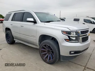 2015 Chevrolet Tahoe LT z VIN 1GNSCBKC5FR606232, wystawiony jako Copart lot #59944965 z przebiegiem 136 413 mil mil oraz Czysty tytuł • Clean title. Historia ofert i sprzedaży dostępna na DreamBid. Obrazek 4.